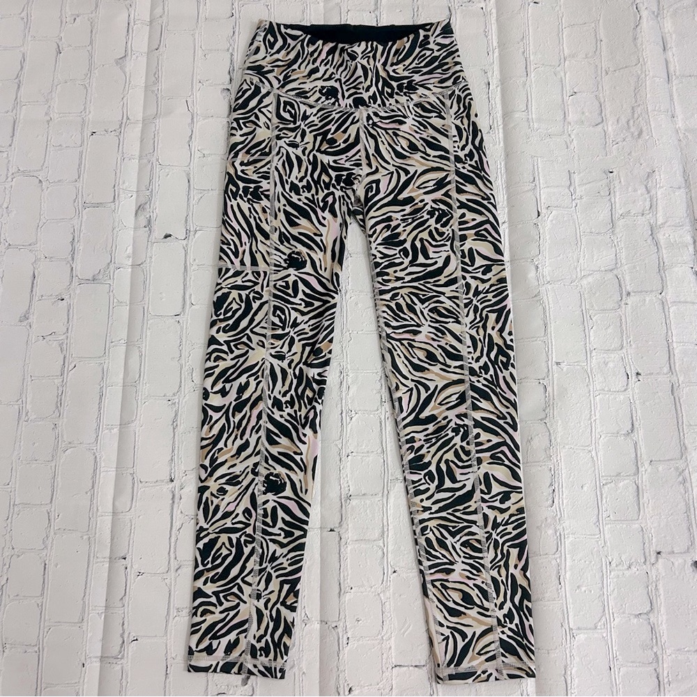 Lilly Pulitzer Leggings Luxletic Weekender High Rise Animal Print